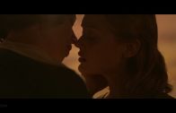 Elizabeth & Olive (Professor Marston & The Wonder Women) – Kissing Scene