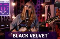 Melissa Etheridge Sings ‘Black Velvet’ on EtheridgeTV