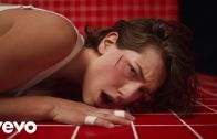 King Princess – PAIN (Official Video)